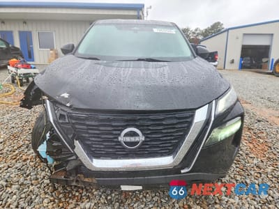 Piąte zdjęcie samochodu w środku: 2023 NISSAN ROGUE S VIN:5N1BT3AA7PC929728 - miniatura