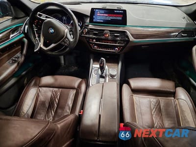 Zdjęcie 8 z 12 samochodu: 2017 BMW 540 XI VIN:WBAJE7C33HG889767 - miniatura
