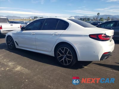 Drugie zdjęcie samochodu z przodu: 2021 BMW 530E VIN:WBA13AG06MCF92046 - miniatura