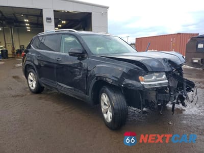 Czwarte zdjęcie samochodu z boku: 2019 VOLKSWAGEN ATLAS SE VIN:1V2UR2CA2KC619500 - miniatura