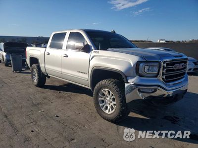 Czwarte zdjęcie samochodu z boku: 2017 GMC SIERRA K1500 SLE VIN:3GTU2MEC8HG259719 - miniatura