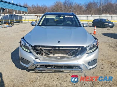 Piąte zdjęcie samochodu w środku: 2019 MERCEDES-BENZ GLC 300 4MATIC VIN:WDC0G4KB9KV162453 - miniatura