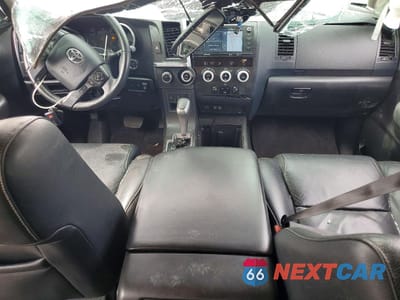 Zdjęcie 8 z 13 samochodu: 2020 TOYOTA SEQUOIA SR5 VIN:5TDBY5G13LS179164 - miniatura