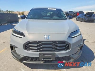 Piąte zdjęcie samochodu w środku: 2023 HONDA HR-V SPORT VIN:3CZRZ1H51PM746543 - miniatura