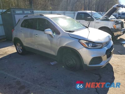 Czwarte zdjęcie samochodu z boku: 2017 CHEVROLET TRAX 1LT VIN:3GNCJPSB3HL144262 - miniatura