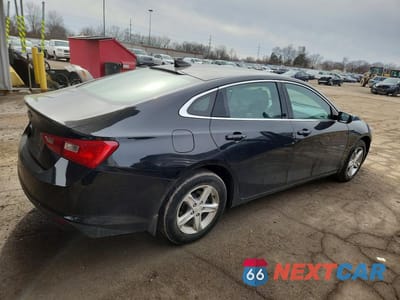 Trzecie zdjęcie samochodu z tyłu: 2019 CHEVROLET MALIBU LS VIN:1G1ZB5ST8KF117629 - miniatura