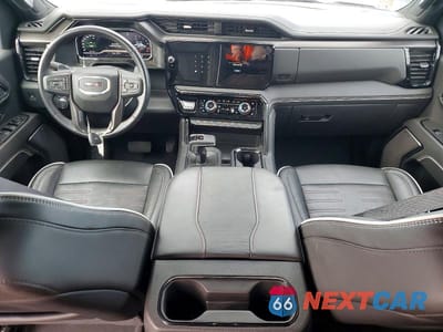 Zdjęcie 8 z 12 samochodu: 2024 GMC SIERRA K1500 AT4X VIN:3GTUUFE81RG318757 - miniatura