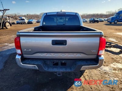 Zdjęcie 6 z 12 samochodu: 2017 TOYOTA TACOMA SR5 V6 VIN:3TMCZ5AN8HM086886 - miniatura