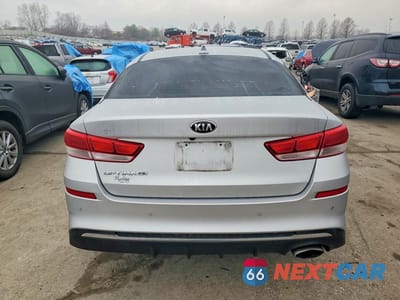 Zdjęcie 6 z 12 samochodu: 2019 KIA OPTIMA LX VIN:5XXGT4L32KG300370 - miniatura