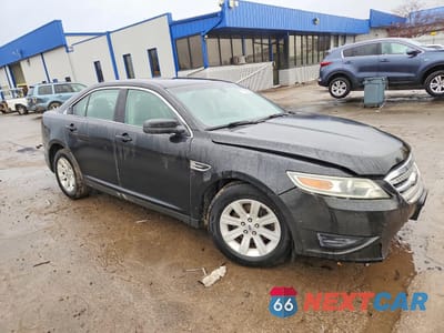 Czwarte zdjęcie samochodu z boku: 2010 FORD TAURUS SE VIN:1FAHP2DW1AG135415 - miniatura