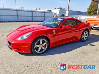 2010 FERRARI CALIFORNIA ZFF65LJA1A0169614 - główne zdjęcie licytacji z USA - miniatura