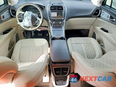 Zdjęcie 8 z 13 samochodu: 2019 LINCOLN NAUTILUS BLACK LABEL VIN:2LMPJ7J98KBL36420 - miniatura