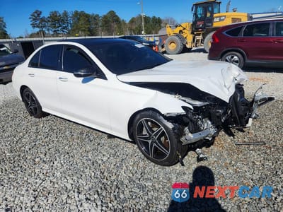 Czwarte zdjęcie samochodu z boku: 2018 MERCEDES-BENZ E 300 VIN:WDDZF4JB0JA355457 - miniatura