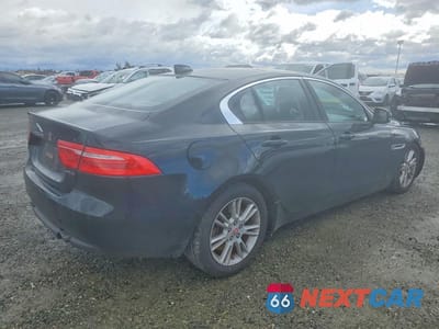 Trzecie zdjęcie samochodu z tyłu: 2017 JAGUAR XE PREMIUM VIN:SAJAD4BG8HA964301 - miniatura