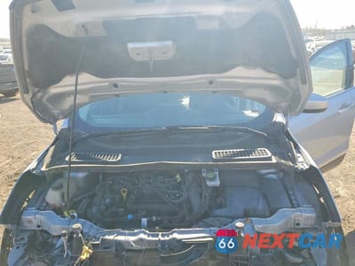 Zdjęcie 12 z 13 samochodu: 2019 FORD ESCAPE SE VIN:1FMCU9GD3KUA59789 - miniatura