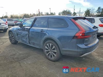 Drugie zdjęcie samochodu z przodu: 2021 VOLVO V90 CROSS COUNTRY T6 INSCRIPTION VIN:YV4A22NL2M1140514 - miniatura