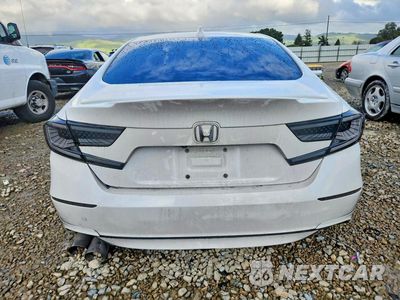 Zdjęcie 6 z 11 samochodu: 2018 HONDA ACCORD SPORT VIN:1HGCV2E39JA049224 - miniatura