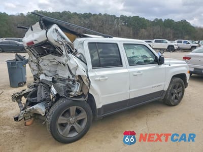 Trzecie zdjęcie samochodu z tyłu: 2014 JEEP PATRIOT LATITUDE VIN:1C4NJPFA2ED927982 - miniatura
