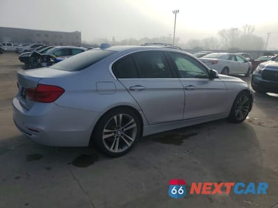 Trzecie zdjęcie samochodu z tyłu: 2018 BMW 330 I VIN:WBA8B9G53JNU96769 - miniatura