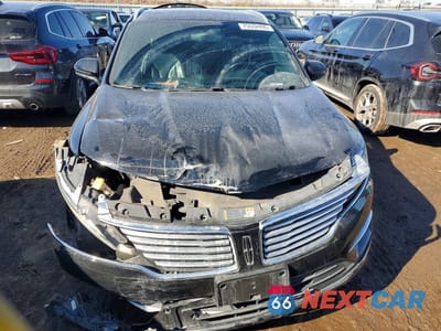 Piąte zdjęcie samochodu w środku: 2018 LINCOLN MKC SELECT VIN:5LMTJ2DHXJUL07698 - miniatura