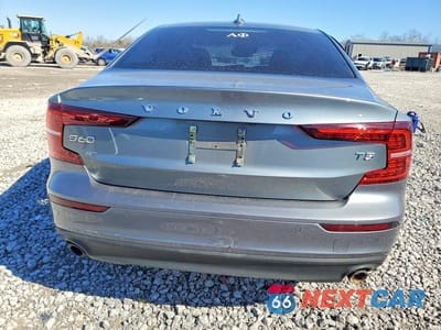 Zdjęcie 6 z 11 samochodu: 2019 VOLVO S60 T5 MOMENTUM VIN:7JR102FK2KG014115 - miniatura