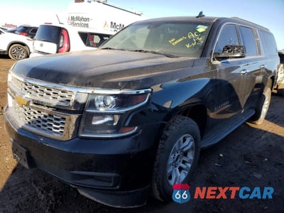 2018 CHEVROLET SUBURBAN C1500 LT 1GNSCHKC6JR390578 - główne zdjęcie licytacji z USA - miniatura