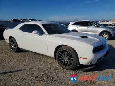 Czwarte zdjęcie samochodu z boku: 2016 DODGE CHALLENGER SXT VIN:2C3CDZAG1GH309620 - miniatura
