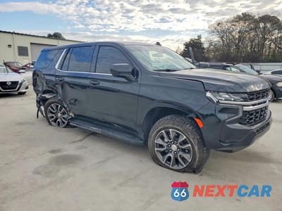 Czwarte zdjęcie samochodu z boku: 2023 CHEVROLET TAHOE K1500 VIN:1GNSKLED9PR180446 - miniatura