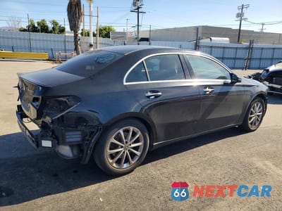 Trzecie zdjęcie samochodu z tyłu: 2019 MERCEDES-BENZ A 220 4MATIC VIN:WDD3G4FB6KW015391 - miniatura