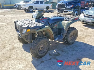 2005 POLARIS SPORTSMAN 500 4XAMH50A05A380482 - główne zdjęcie licytacji z USA - miniatura