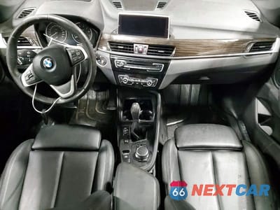 Zdjęcie 8 z 12 samochodu: 2018 BMW X1 XDRIVE28I VIN:WBXHT3C37J5F89785 - miniatura
