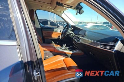 Zdjęcie 11 z 14 samochodu: 2019 BMW X7 XDRIVE40I VIN:5UXCW2C52KLB43713 - miniatura