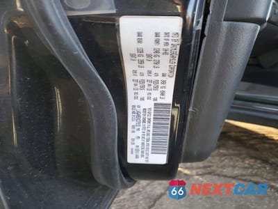 Zdjęcie 12 z 12 samochodu: 2004 JEEP GRAND CHEROKEE LAREDO VIN:1J4GW48S24C279153 - miniatura