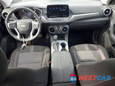 Zdjęcie 8 z 12 samochodu: 2025 CHEVROLET BLAZER 2LT VIN:3GNKBHR47SS103006 - miniatura