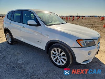 Czwarte zdjęcie samochodu z boku: 2014 BMW X3 XDRIVE28I VIN:5UXWX9C50E0D42123 - miniatura