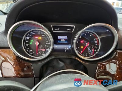 Zdjęcie 9 z 12 samochodu: 2017 MERCEDES-BENZ GLS 450 4MATIC VIN:4JGDF6EE6HA867010 - miniatura