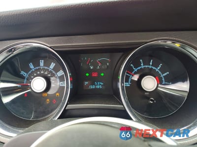 Zdjęcie 9 z 14 samochodu: 2010 FORD MUSTANG VIN:1ZVBP8AN2A5163165 - miniatura