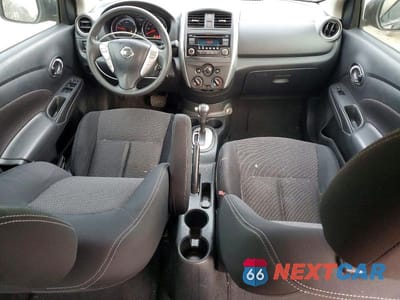 Zdjęcie 8 z 11 samochodu: 2017 NISSAN VERSA S VIN:3N1CN7AP4HL819419 - miniatura