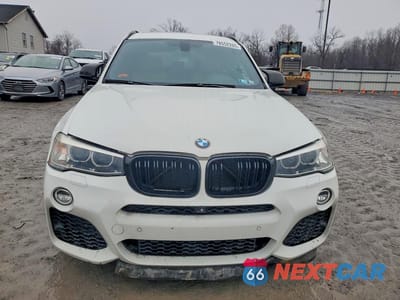 Piąte zdjęcie samochodu w środku: 2017 BMW X3 XDRIVE35I VIN:5UXWX7C57H0S20168 - miniatura