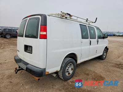 Trzecie zdjęcie samochodu z tyłu: 2007 CHEVROLET EXPRESS 3500 UTILITY / SERVICE VAN VIN:1GCHG35U771227041 - miniatura