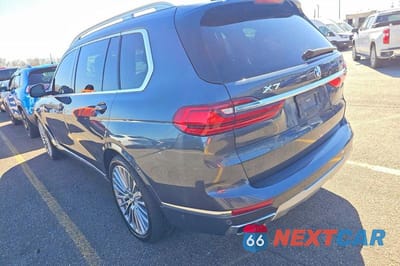 Trzecie zdjęcie samochodu z tyłu: 2019 BMW X7 XDRIVE40I VIN:5UXCW2C52KLB43713 - miniatura