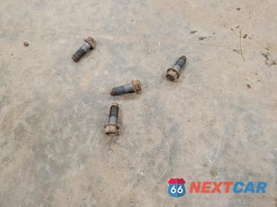 Zdjęcie 13 z 13 samochodu: 2010 MERCURY MARINER VIN:4M2CN9BG1AKJ07202 - miniatura