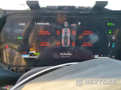 Zdjęcie 9 z 14 samochodu: 2023 JEEP GRAND CHEROKEE LIMITED 4XE VIN:1C4RJYB62PC664099 - miniatura