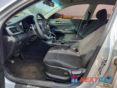 Zdjęcie 7 z 12 samochodu: 2020 KIA OPTIMA LX VIN:5XXGT4L33LG388931 - miniatura