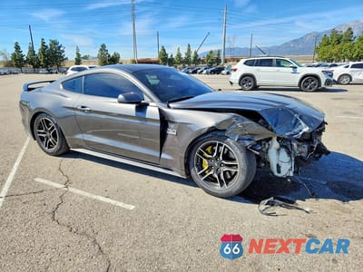 Czwarte zdjęcie samochodu z boku: 2020 FORD MUSTANG GT VIN:1FA6P8CF5L5130471 - miniatura