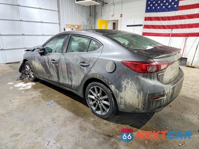 Drugie zdjęcie samochodu z przodu: 2018 MAZDA 3 TOURING VIN:3MZBN1V36JM193625 - miniatura