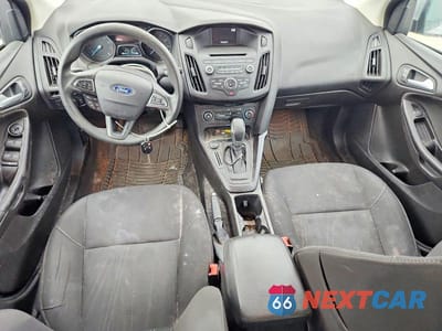 Zdjęcie 8 z 12 samochodu: 2017 FORD FOCUS SE VIN:1FADP3K2XHL231677 - miniatura