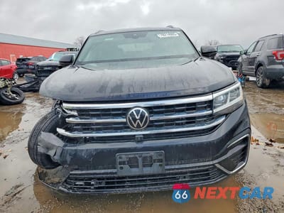 Piąte zdjęcie samochodu w środku: 2022 VOLKSWAGEN ATLAS CROSS SPORT SEL PREMIUM R-LINE VIN:1V2FE2CA7NC227069 - miniatura