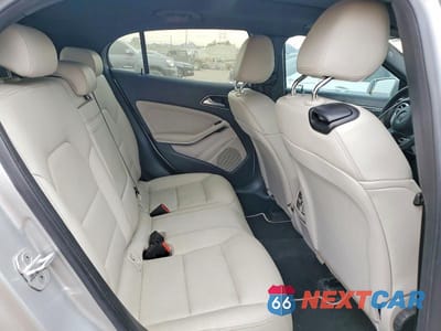 Zdjęcie 10 z 11 samochodu: 2016 MERCEDES-BENZ GLA 250 VIN:WDCTG4EB6GJ255678 - miniatura