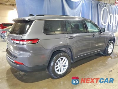 Trzecie zdjęcie samochodu z tyłu: 2021 JEEP GRAND CHEROKEE L LAREDO VIN:1C4RJKAG7M8169113 - miniatura